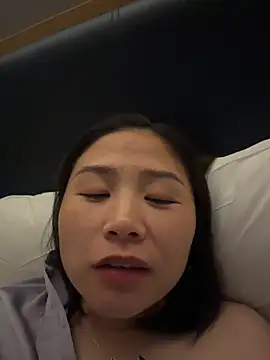 Snapshot of Iridessa- chatting on July 27, 1:07 pm Iridessa- online show from July 27, 1:07 pm