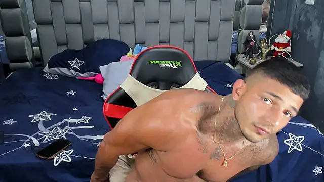 JackMclain online show from May 24, 9:26 pm
