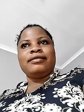 JuicyHoney 01 online show from June 25, 5:12 am