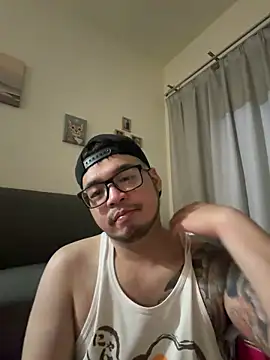 James1992 Ovo online show from June 14, 6:42 pm
