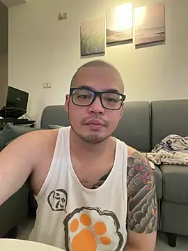 James1992 Ovo online show from June 4, 3:44 am