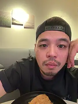 James1992 Ovo online show from June 9, 11:55 am