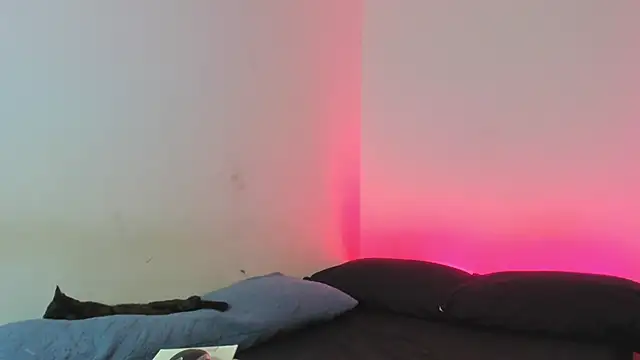 Snapshot of Elagrace_ chatting on July 1, 12:00 am Elagrace online show from July 1, 12:00 am