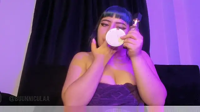 LarissaHell online show from June 7, 8:36 pm