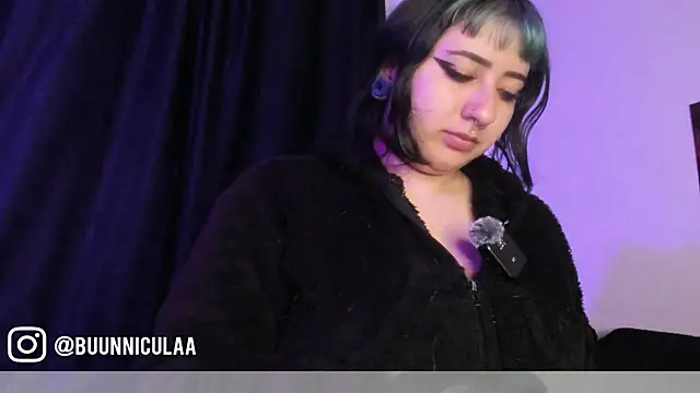 LarissaHell online show from June 26, 10:15 pm