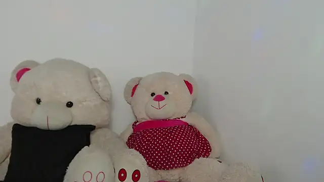 Natalia Dahlia online show from May 17, 7:25 pm