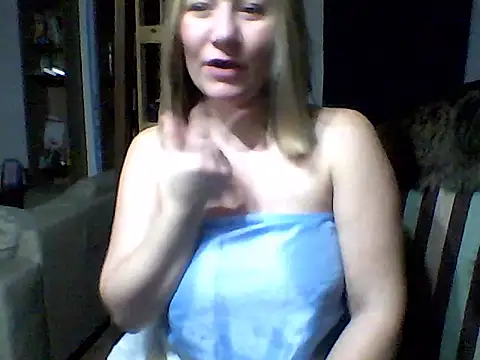 AllisonLove2 online show from June 17, 4:45 am