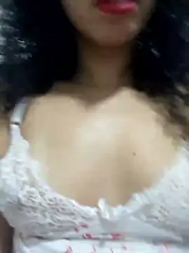 venuseyes25 online show from June 12, 10:51 pm