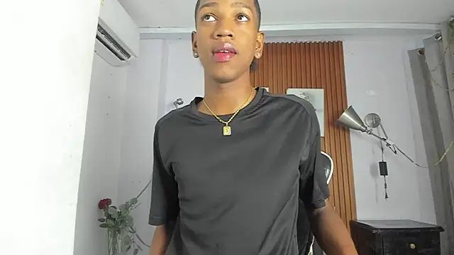 Afrowayuu online show from June 10, 5:47 pm