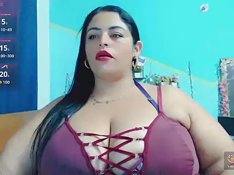 JessicaaVega online show from May 16, 5:39 am
