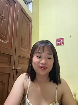 Lili 019 online show from May 9, 3:37 pm