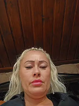 MILFBARBY online show from October 20, 7:09 am