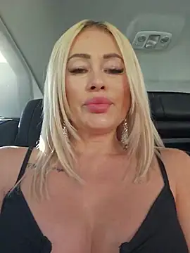 MILFBARBY online show from June 29, 7:15 am
