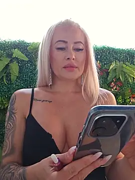 MILFBARBY online show from July 7, 6:05 am