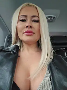 MILFBARBY online show from February 7, 8:22 am