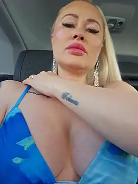 MILFBARBY online show from May 18, 7:13 am