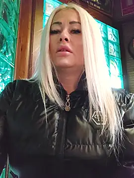 MILFBARBY online show from December 17, 8:08 am