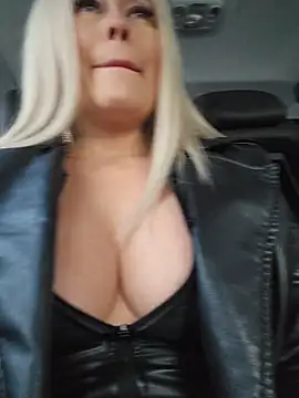 MILFBARBY online show from February 8, 8:23 am