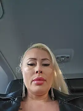 MILFBARBY online show from March 29, 7:21 am