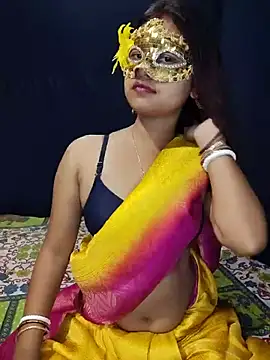 Snapshot of Quotefungirl chatting on June 23, 5:11 pm Quotefungirl online show from June 23, 5:11 pm