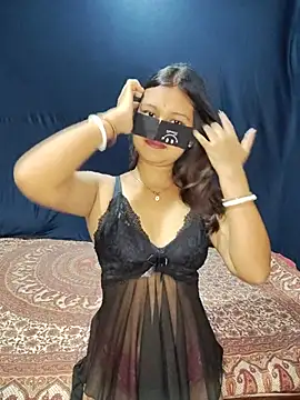 Snapshot of Quotefungirl chatting on July 18, 7:11 pm Quotefungirl online show from July 18, 7:11 pm