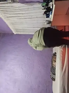 Nicebigcock39 online show from July 12, 3:51 am