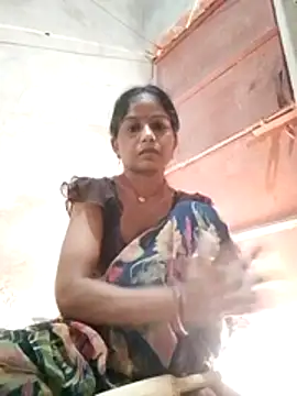 CHANDNi 700 online show from May 31, 12:33 pm