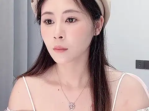 wanttg 8 online show from May 13, 3:24 am