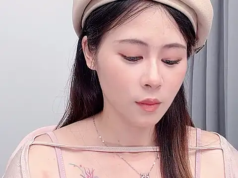 wanttg 8 online show from May 14, 2:41 am