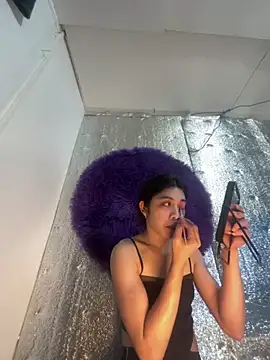 RoseAmarie online show from May 20, 5:48 am