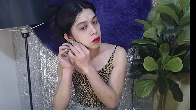 RoseAmarie online show from June 7, 7:13 am