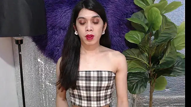 RoseAmarie online show from May 28, 12:33 pm