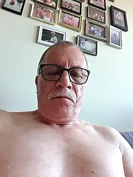 Snapshot of NextAct92 chatting on July 12, 6:09 pm NextAct92 online show from July 12, 6:09 pm