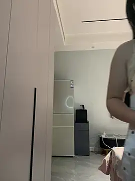 shuyuanli445 online show from June 9, 2:40 pm