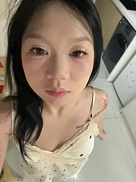 shuyuanli445 online show from May 12, 6:32 am