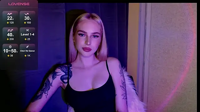 MichelleVelour online show from June 6, 5:18 pm