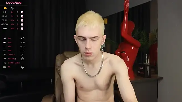 Tommy CrashXXX online show from May 28, 4:02 pm