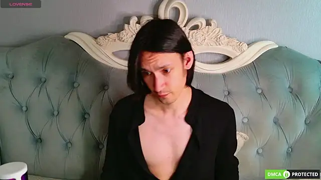 Snapshot of CalvinChapman chatting on June 21, 7:03 am CalvinChapman online show from June 21, 7:03 am