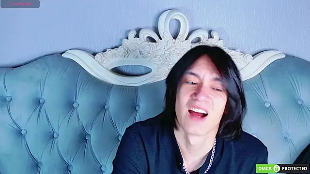 Snapshot of CalvinChapman chatting on May 29, 6:47 pm CalvinChapman online show from May 29, 6:47 pm