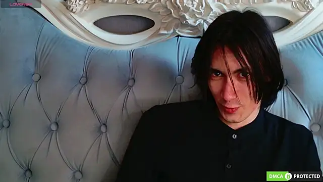Snapshot of CalvinChapman chatting on June 17, 8:03 am CalvinChapman online show from June 17, 8:03 am