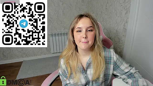 Stacey Dawson online show from May 27, 9:16 am