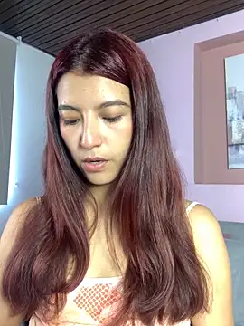 EveRave Pink online show from May 12, 5:30 pm