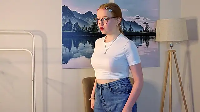 KarlaPasey online show from May 12, 5:04 am