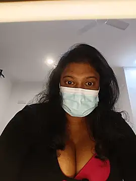 Xbees CT online show from June 5, 6:57 pm