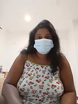 Xbees CT online show from June 3, 4:44 pm