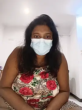 Xbees CT online show from June 11, 4:59 pm