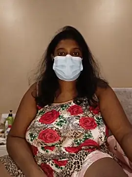 Xbees CT online show from June 16, 4:40 pm