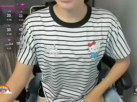 Linh smile  online show from July 27, 2:57 pm