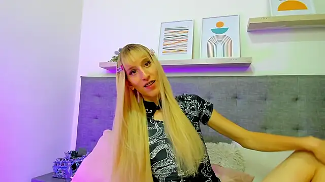 mimi theblondie online show from May 14, 5:26 am