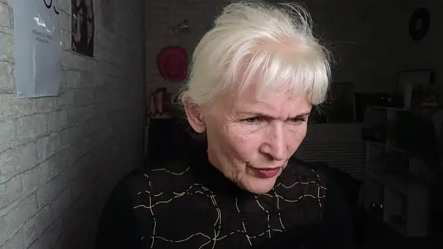 Snapshot of Nia_Natur chatting on June 2, 10:48 am Nia Natur online show from June 2, 10:48 am
